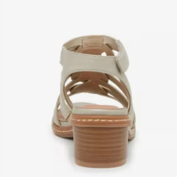 Bare Traps Strappy Block Heel Sandals NWT