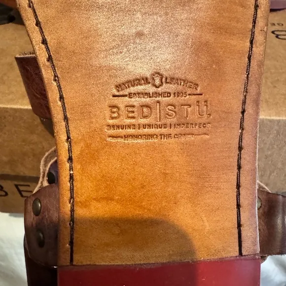 Bed/stu genuine leather ladies sandals
