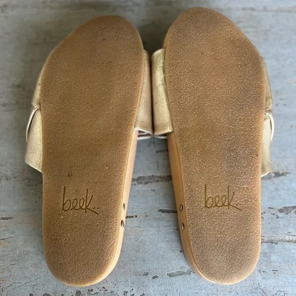 Beek Tori Slide Sandals