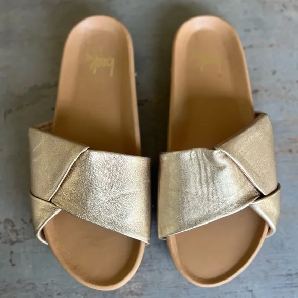 Beek Tori Slide Sandals