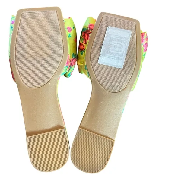 Betsey Johnson Daisyy Satin Square Toe Slide Sandals Floral NEW Size 5