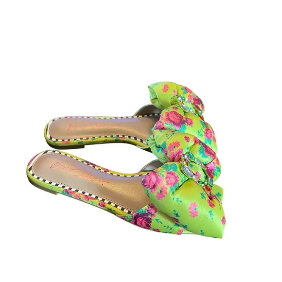 Betsey Johnson Daisyy Satin Square Toe Slide Sandals Floral NEW Size 5