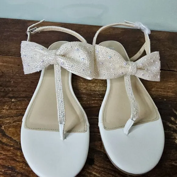 Betsey Johnson Kids Sasha Embellished Thong Ankle Strap Sandels Big Girls Size 4