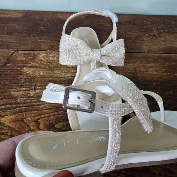 Betsey Johnson Kids Sasha Embellished Thong Ankle Strap Sandels Big Girls Size 4