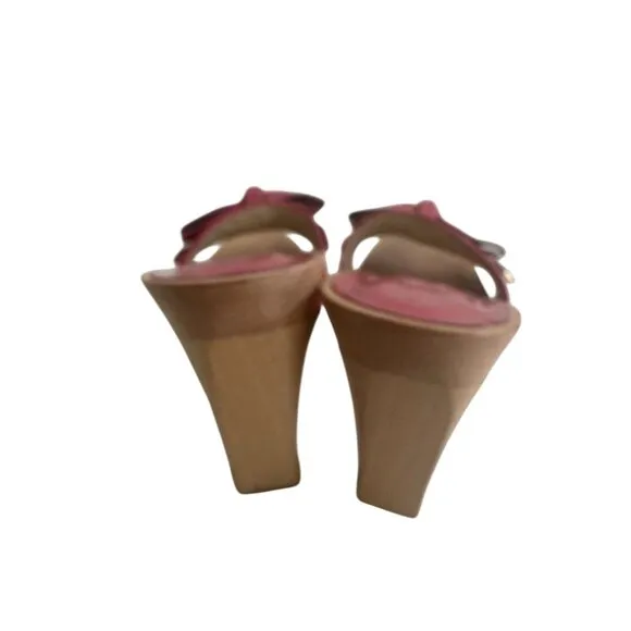 BETSEY JOHNSON Vintage Y2K Pink Wood Sandals Heels Size 6