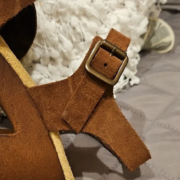 BioNatura Brown Platform Suede Sandals with Chunky Heel