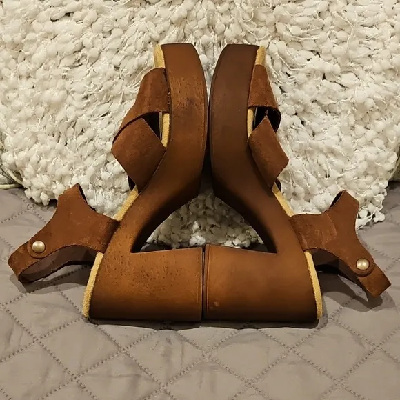 BioNatura Brown Platform Suede Sandals with Chunky Heel