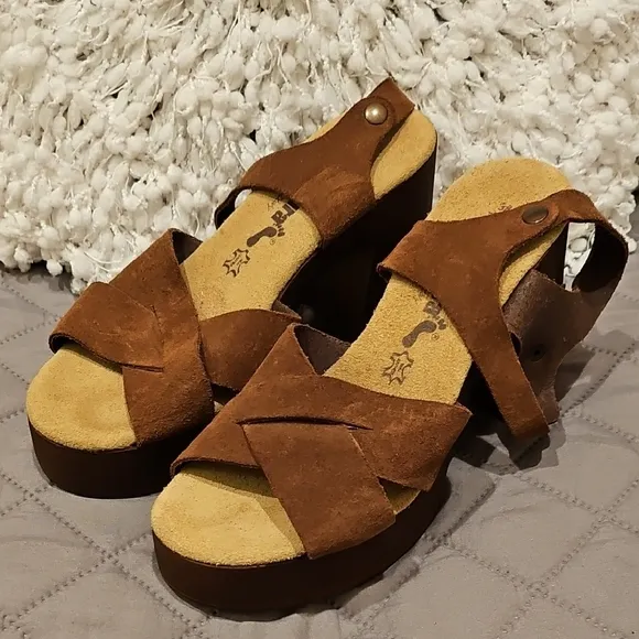 BioNatura Brown Platform Suede Sandals with Chunky Heel
