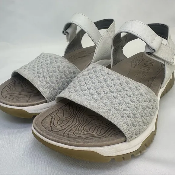 Bionica Women's Nacola Sport‎ Comfort Sandals Size 10 Slip Resistant leather