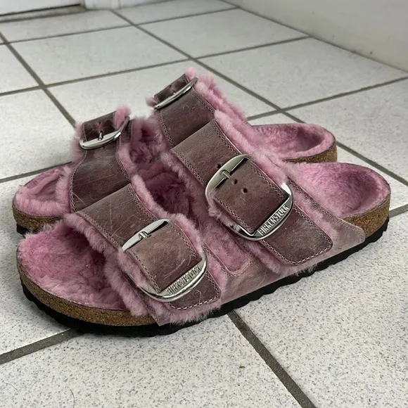 Birkenstock Arizona Big Buckle Shearling Oiled Leather Sandals - Size EU 38