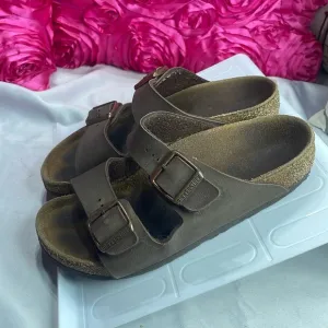 Birkenstock, Arizona sandals for‎ boys, caramel color, size 31