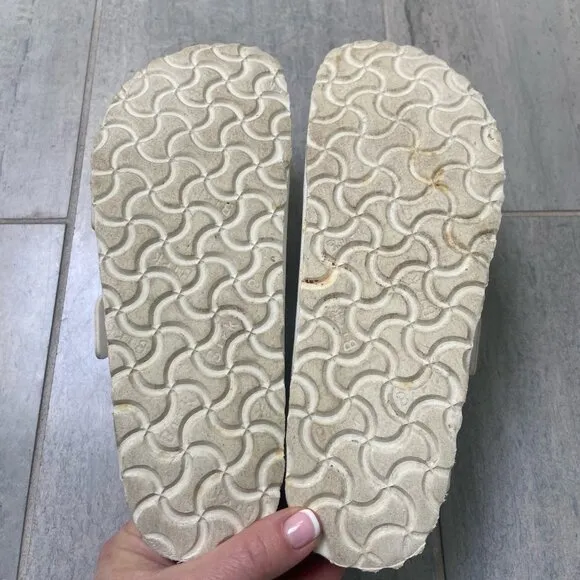 Birkenstock Arizona Sandals Leather White Size 6-6.5 (EU 37)