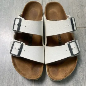 Birkenstock Arizona Sandals Leather White Size 6-6.5 (EU 37)