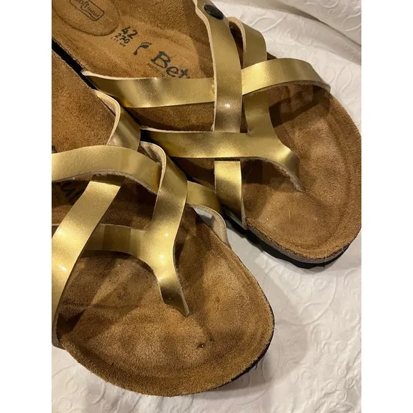 Birkenstock Betula Vinja Gold Thongs size 42 Slip on Sandals