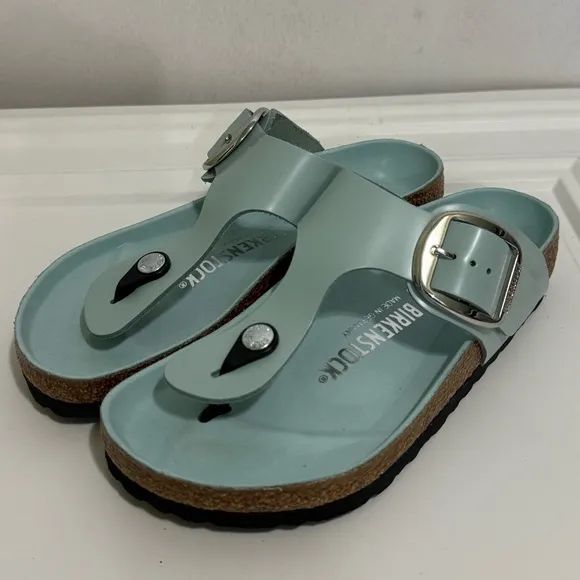 Birkenstock Gizeh Big Buckle Natural Leather Patent - High Shine Surf Green