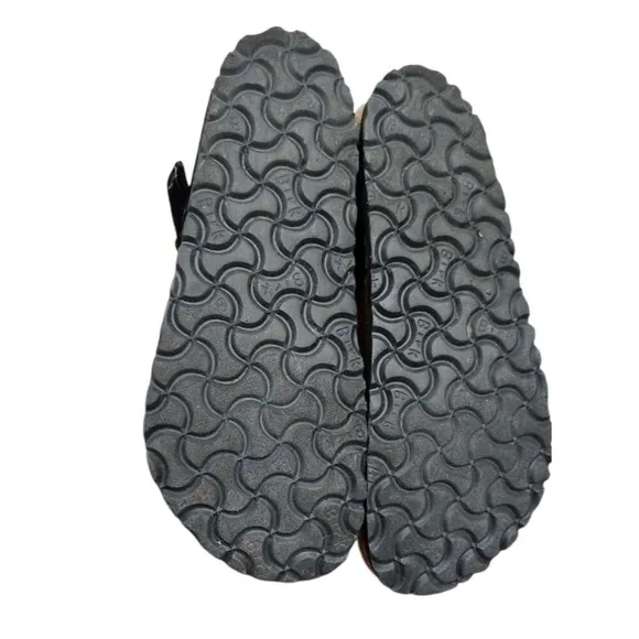 Birkenstock Gizeh Black Patent Sandals Size EU 38/US 7