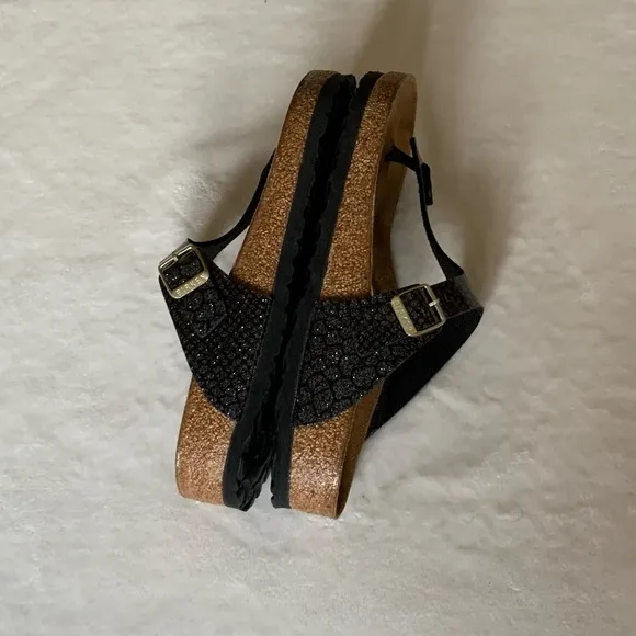 Birkenstock Gizeh Magic Snake Black-Silver Sandals