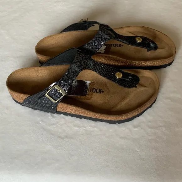 Birkenstock Gizeh Magic Snake Black-Silver Sandals