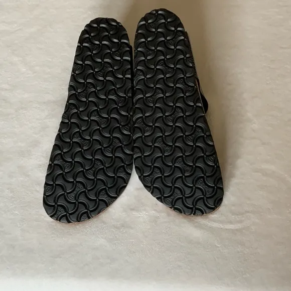 Birkenstock Gizeh Magic Snake Black-Silver Sandals