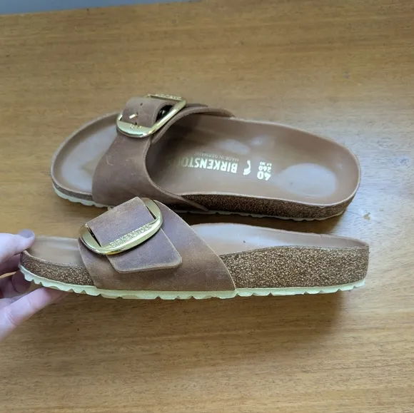 BIRKENSTOCK Madrid Big Buckle Sandal Cognac Oiled Leather Brown Slip On
