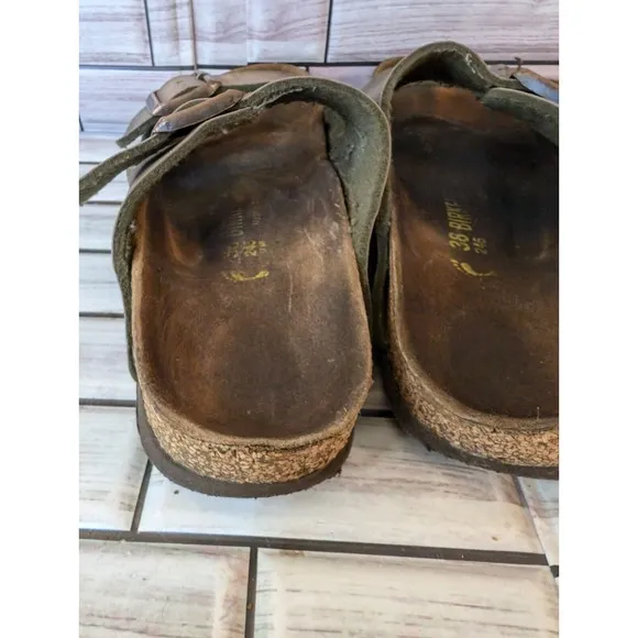 Birkenstock Sandals Womens Arizona Slides Gold Metallic 38EUR  7.5 US