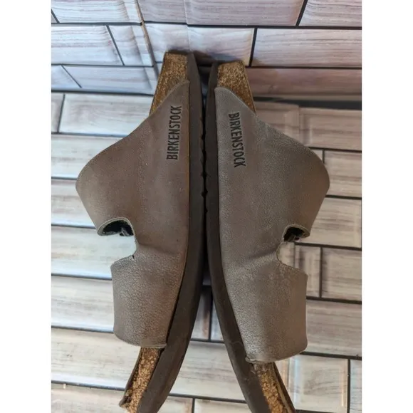 Birkenstock Sandals Womens Arizona Slides Gold Metallic 38EUR  7.5 US