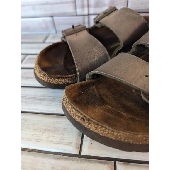 Birkenstock Sandals Womens Arizona Slides Gold Metallic 38EUR  7.5 US