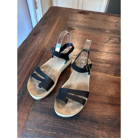 Black Fantasy comfort Sandals