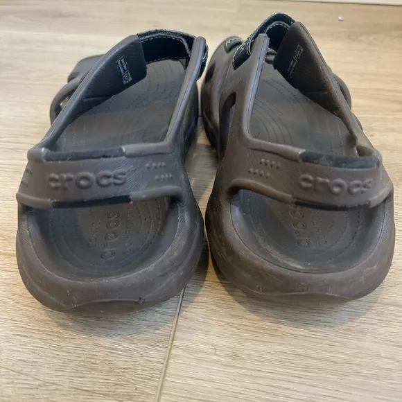 Black Men’s Strap Rubber Hiking Iconic Crocs Comfort Sandals Size 12