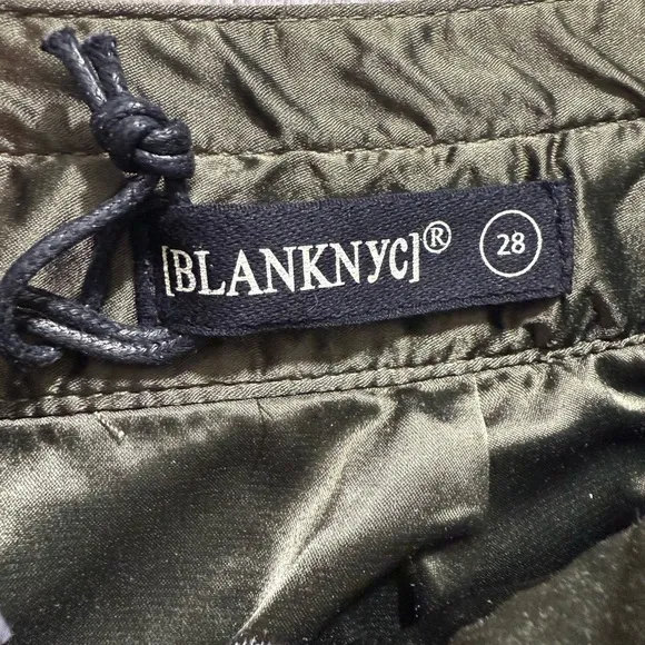 BLANK NYC HIGH WAISTED GREEN FAUX SUEDE LEATHER SHORTS WITH BELT