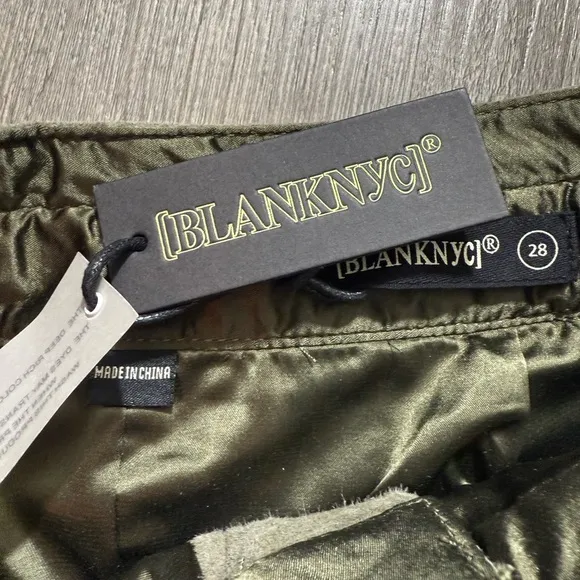 BLANK NYC HIGH WAISTED GREEN FAUX SUEDE LEATHER SHORTS WITH BELT