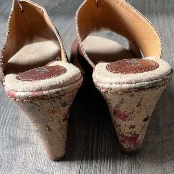 BOC Women’s Size 7 Slip On Wedge Sandals Floral Details
