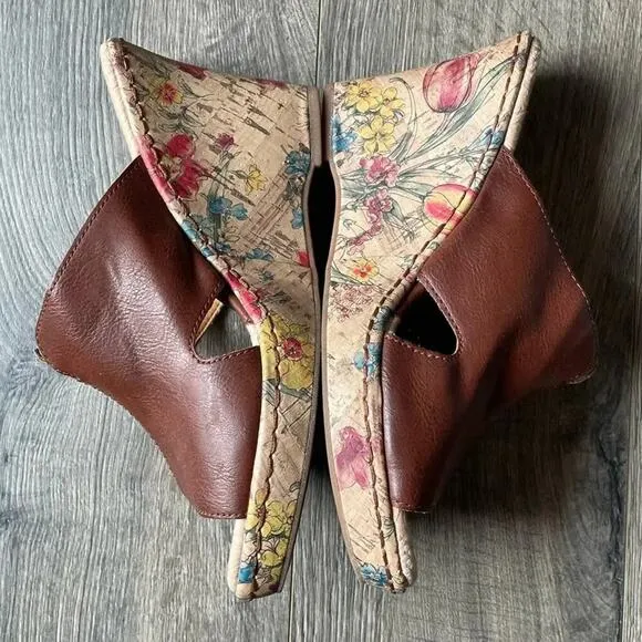 BOC Women’s Size 7 Slip On Wedge Sandals Floral Details
