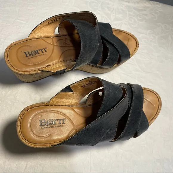Born 8 Leather Strappy Sandals Slip On Charcoal Black Platform 3 inch Wedge