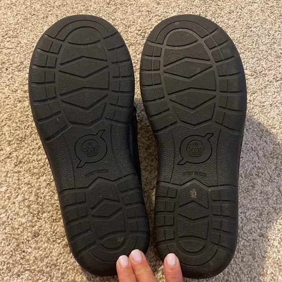 Born Marco Slide Sandals - Like New!