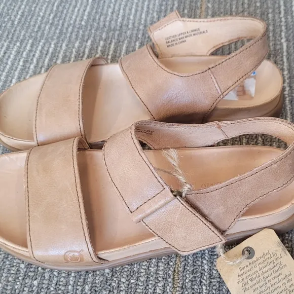 Born Women's Tan Sandals