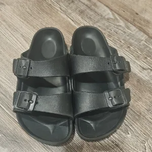 Boys Black Birkenstock Slides.