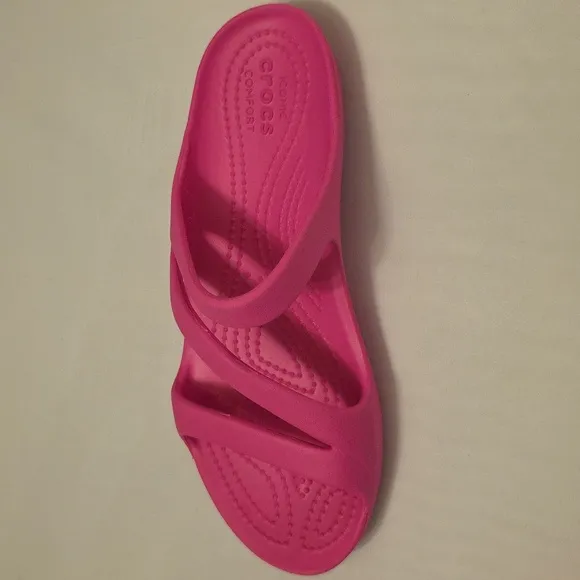 BRAND NEW CROCS ICONIC WOMENS KADEE II SANDAL