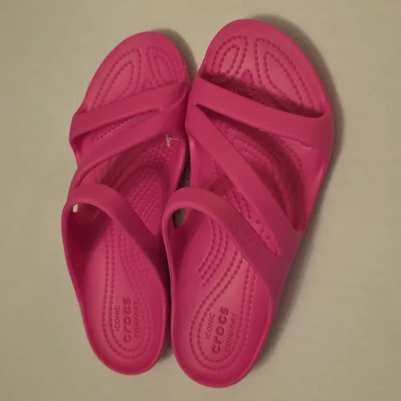 BRAND NEW CROCS ICONIC WOMENS KADEE II SANDAL