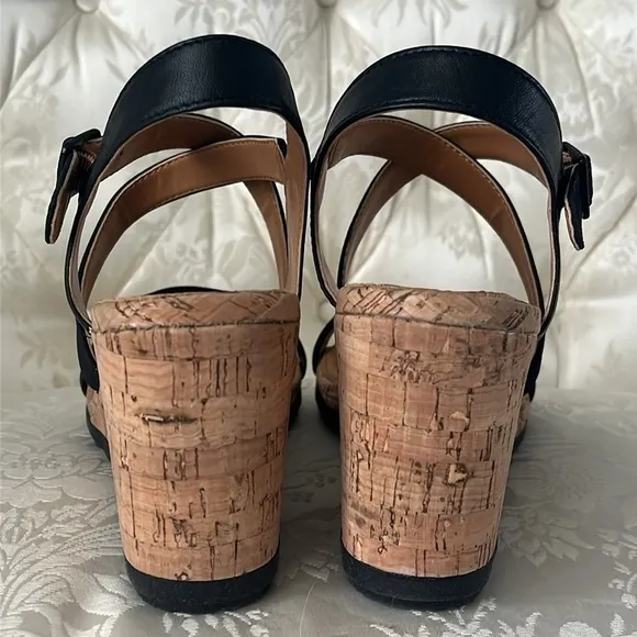 Brand New Hush Puppies Genuine Leather Black Cork Wedge Sandals Cross Strap