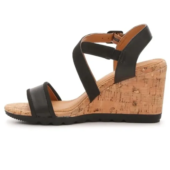 Brand New Hush Puppies Genuine Leather Black Cork Wedge Sandals Cross Strap