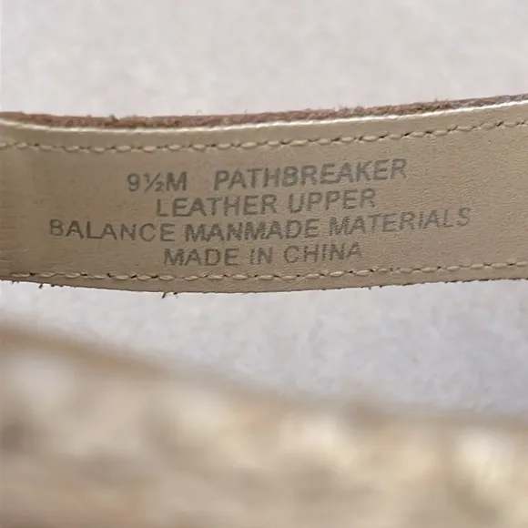 Brand New Nicole Genuine Leather Pathbreaker Espadrille Wedge Sandals Metallic