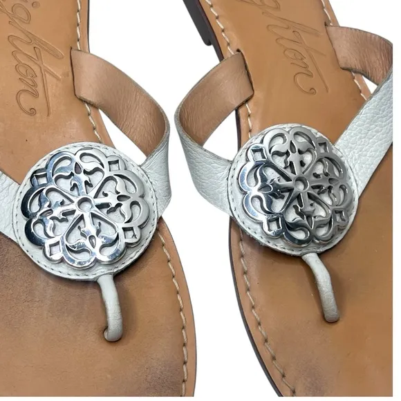 BRIGHTON Alice White Leather Sandals Silver Medallion Size 8.5