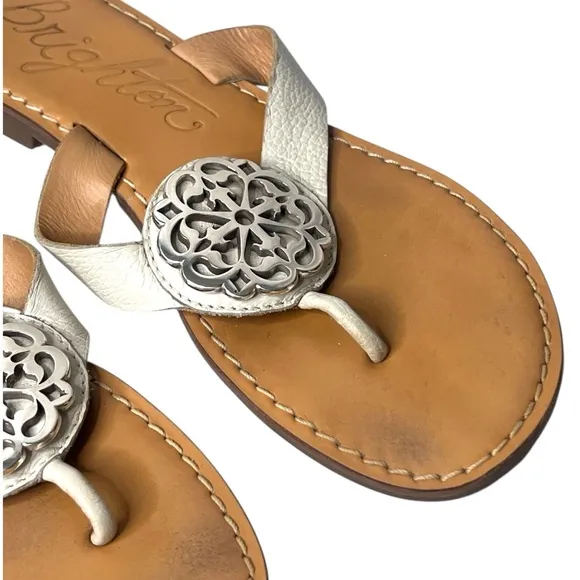 BRIGHTON Alice White Leather Sandals Silver Medallion Size 8.5