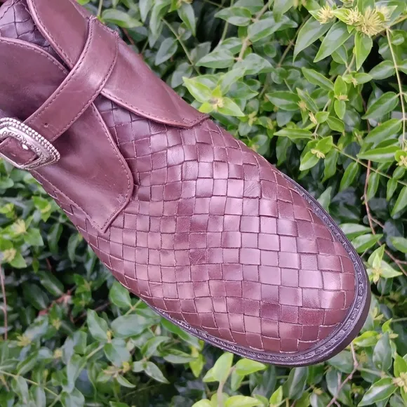 Brighton Ladies Vintage Brown Woven Leather Side Buckle Booties Boots