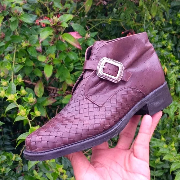 Brighton Ladies Vintage Brown Woven Leather Side Buckle Booties Boots