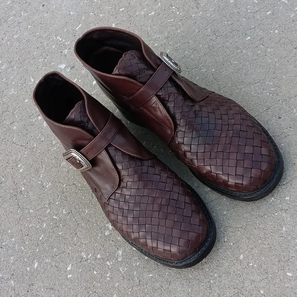 Brighton Ladies Vintage Brown Woven Leather Side Buckle Booties Boots