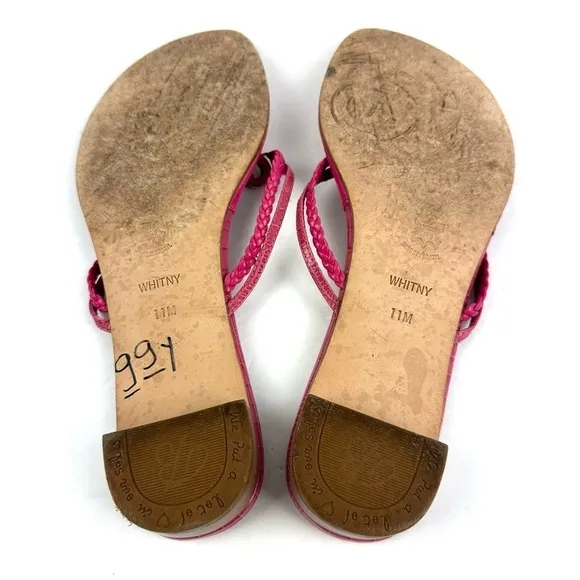 Brighton Whitny Sandals 11 Pink Leather Slip On Shoes Flip Flop Heart Medallion