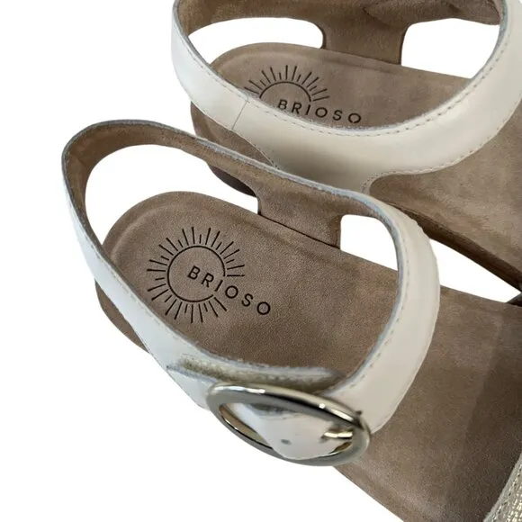 Brioso RANCHO Womens Cream/Metallic Sandals SZ 7.5M Leather Upper Buckle Closure