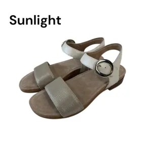 Brioso RANCHO Womens Cream/Metallic Sandals SZ 7.5M Leather Upper Buckle Closure
